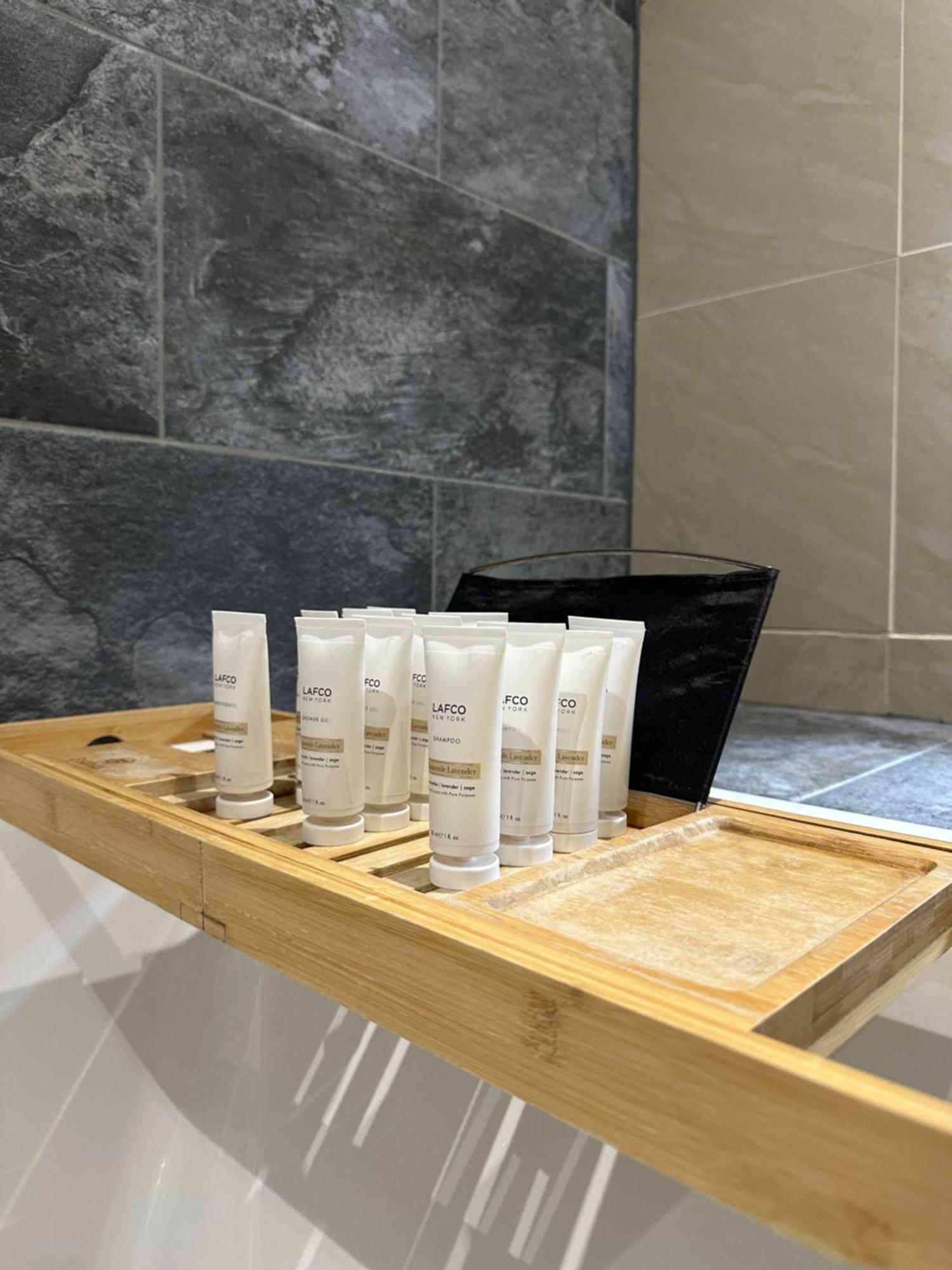 Stylish Flat Minutes From Covent Garden - West End Londyn Zewnętrze zdjęcie