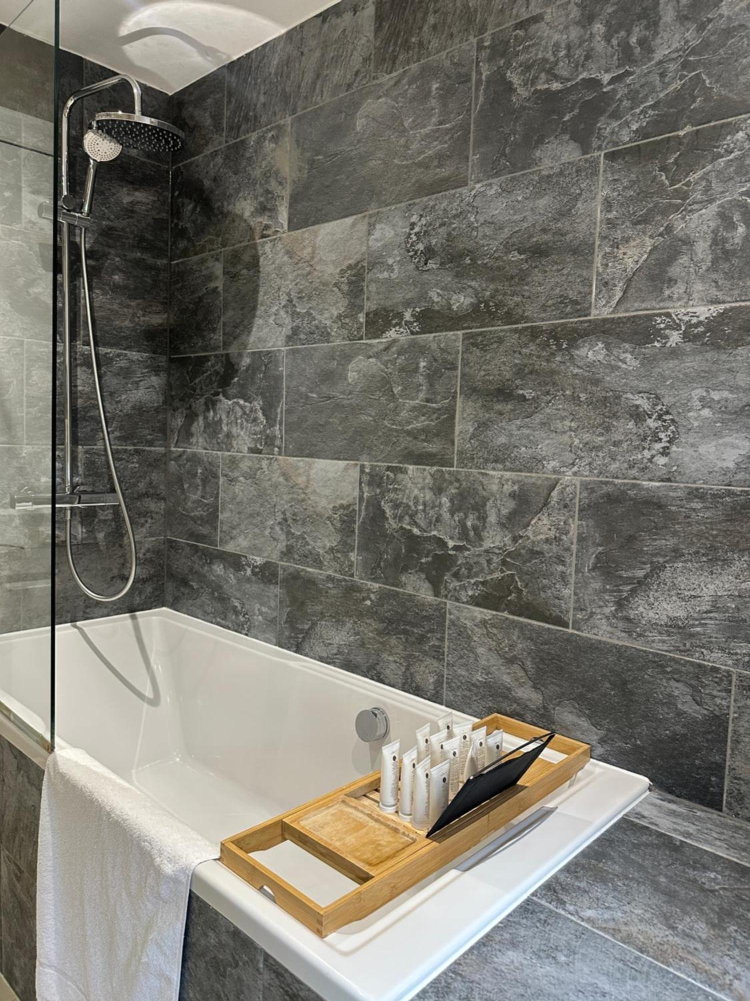 Stylish Flat Minutes From Covent Garden - West End Londyn Zewnętrze zdjęcie