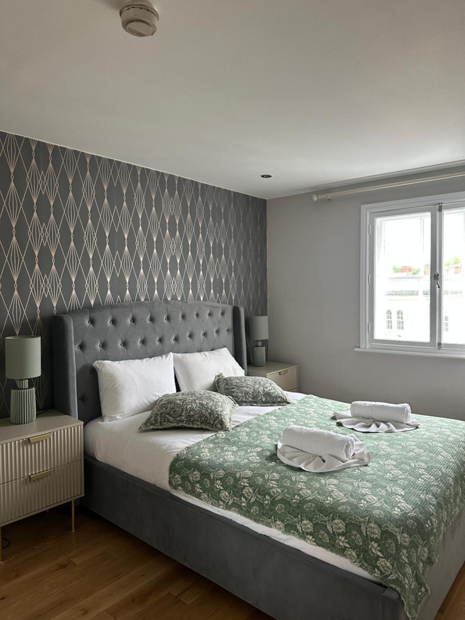 Stylish Flat Minutes From Covent Garden - West End Londyn Zewnętrze zdjęcie
